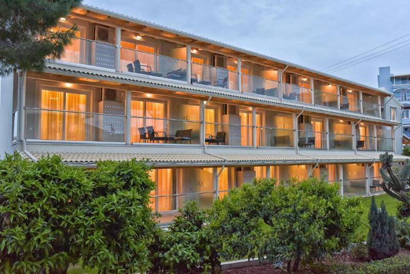 Palapart Gikas Suites And Studios 古维亚 外观 照片